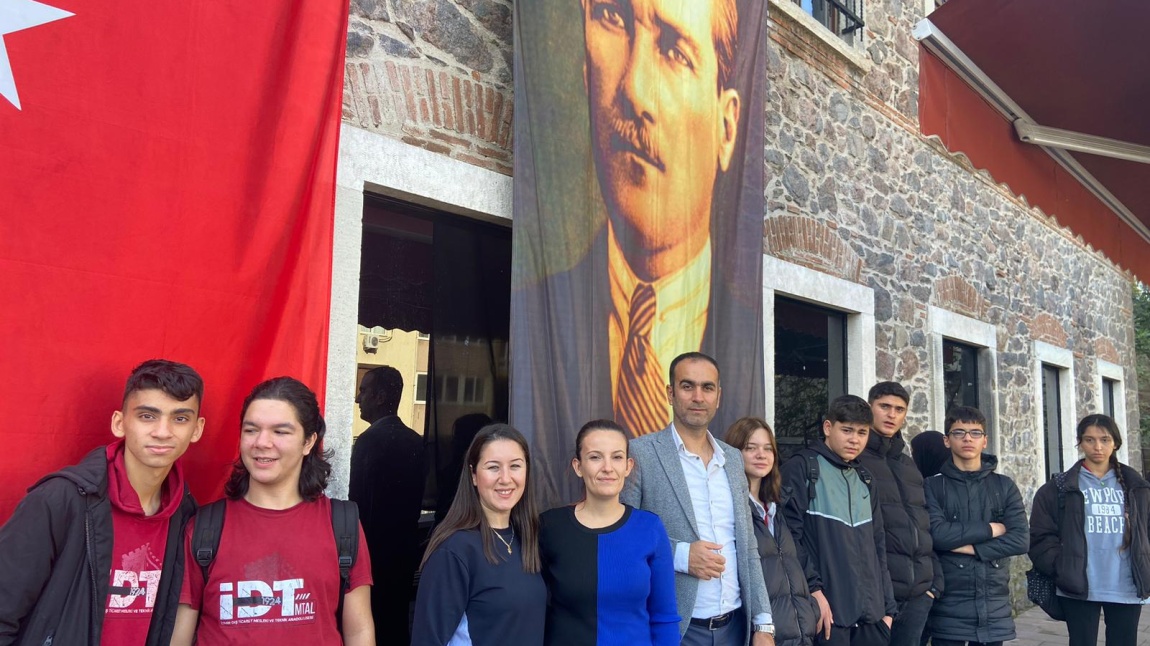 100. yıl. etkinlikleri kapsamında İzmir Cumhuriyet Eğitim Müzesi Gezisi